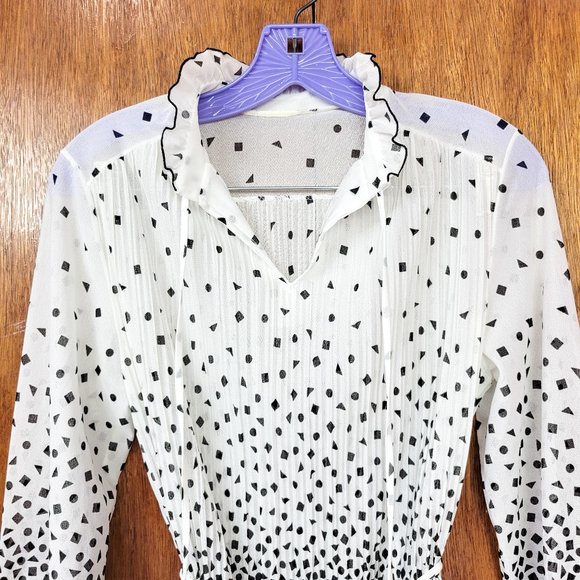 Vintage 1970s White & Black Geometric Print Pleated Ruffle Blouse - Picture 6 of 6